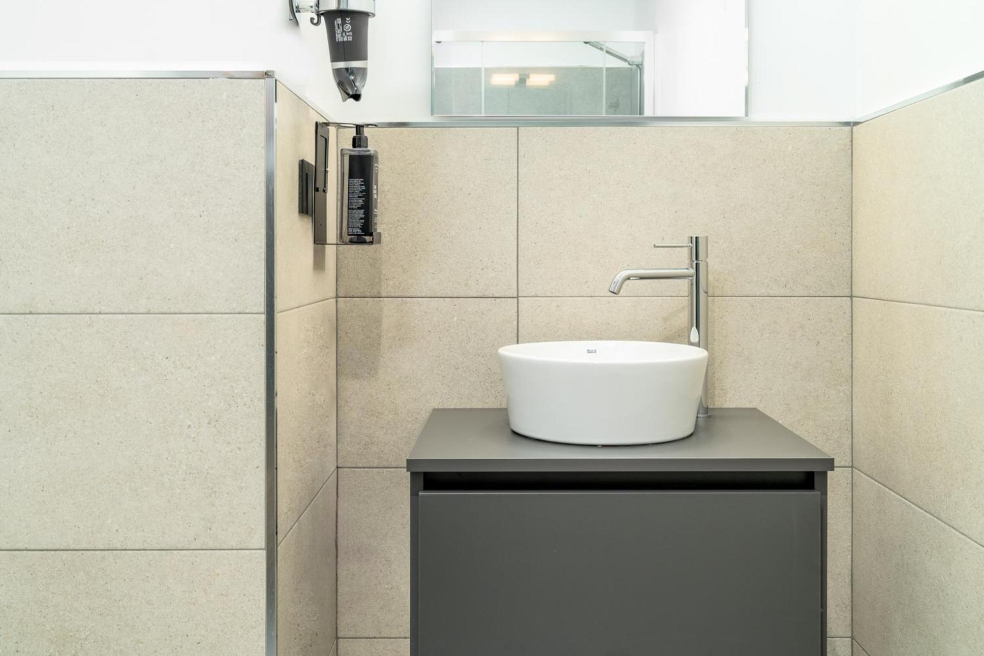 Limehome Valencia Carrer D'Antonio Ferrandis Szoba fotó